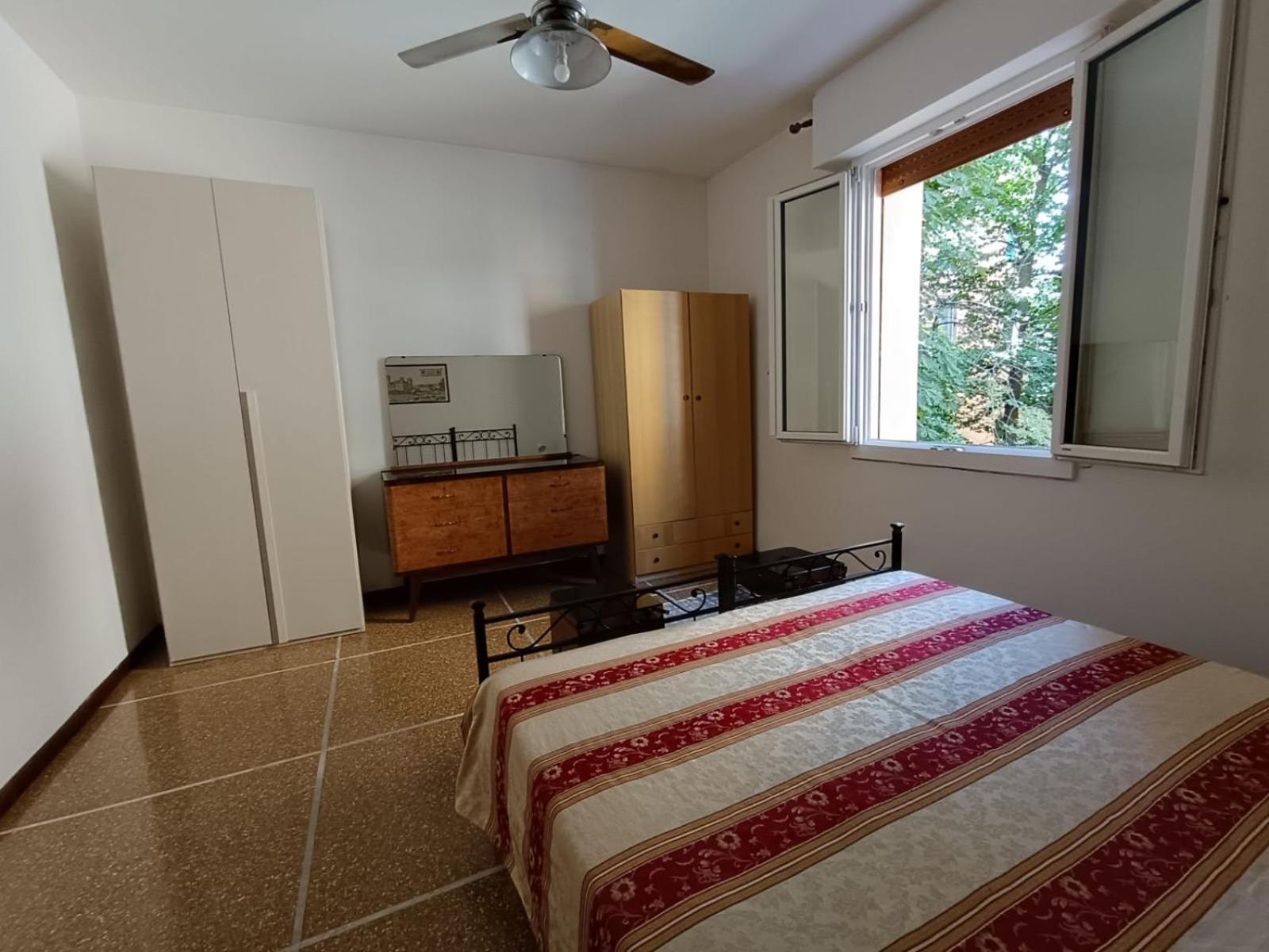 Saragozza Guest House Болонья Екстер'єр фото