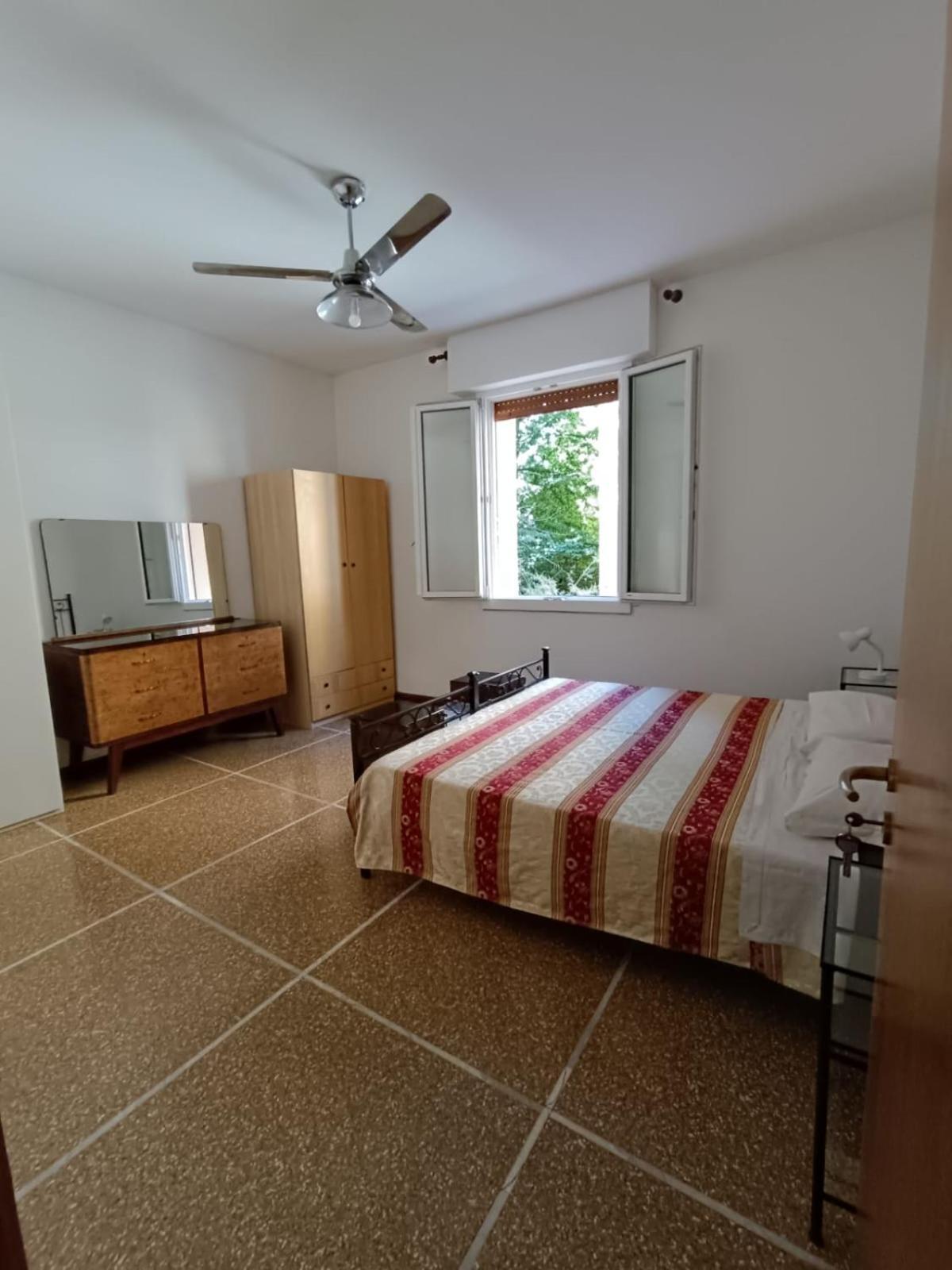 Saragozza Guest House Болонья Екстер'єр фото